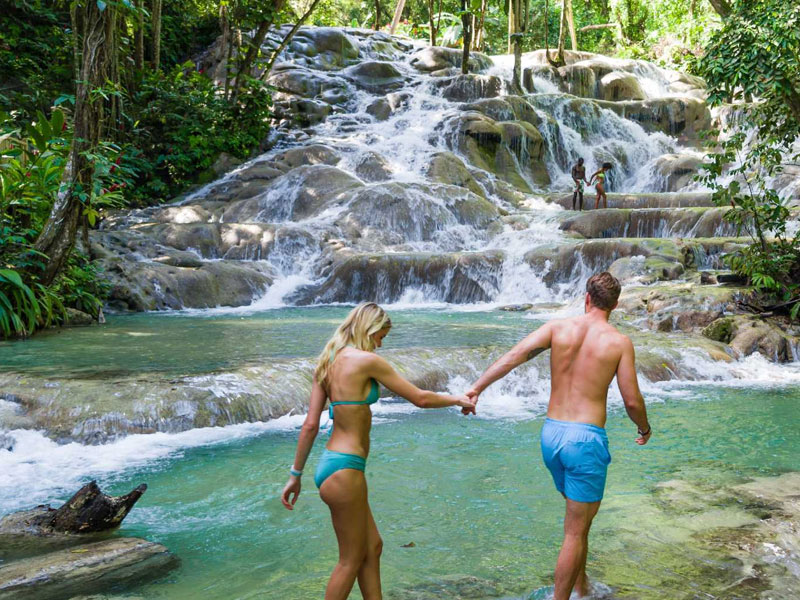 irie-excursions-and-tours-attractions-dunns-river-falls-5