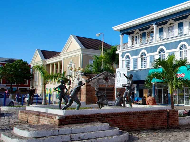 irie-excursions-and-tours-attractions-shopping-montego-bay-sam-sharpe-square